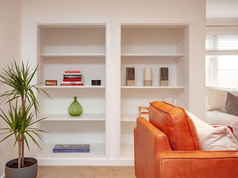 1 Perfectly Located Stylish, Comfortable Apartment シドマウス エクステリア 写真